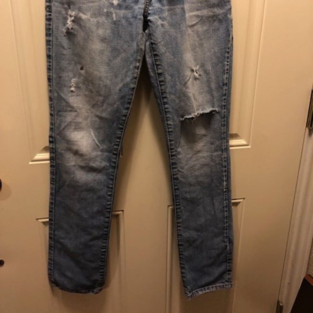 Guess Ripped Jeans - Picture 7 of 7